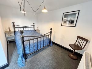Bedroom- click for photo gallery